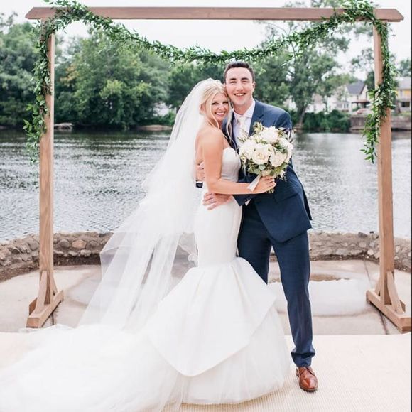 Meet your Posher, Manda - Picture 1 of 1